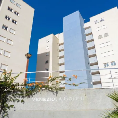 Veneziola Paraiso Apartment