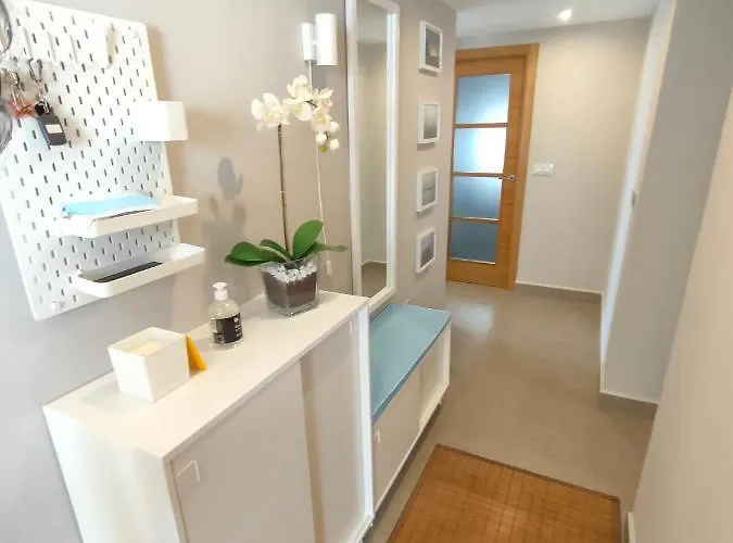 Veneziola Paraiso Apartment *